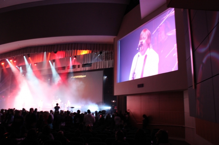 Hundreds of kids and teenagers gathered at the annual “New Year’s Aid” party at McLean Bible Church in Vienna, Virginia.