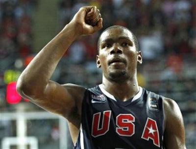 Kevin Durant of the Oklahoma City Thunder reads the Bible before his games. (File)