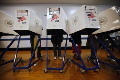 eople vote during the U.S. presidential election at a displaced polling center in the Coney Island section of Brooklyn, New York, November 6, 2012.