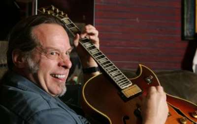 Ted Nugent responds to a question during an interview before a concert at the House of Blues at the Mandalay Bay Resort in Las Vegas, Nevada August 11, 2007. Nugent said he is considering running for governor of Michigan in 2010 and remains passionate about his music career and hunting.