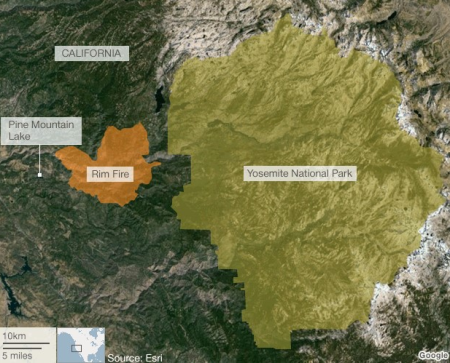 The Rim Fire can be seen expanding towards the Yosemite National Park on the east and the Pine Mountain Lake on the west.