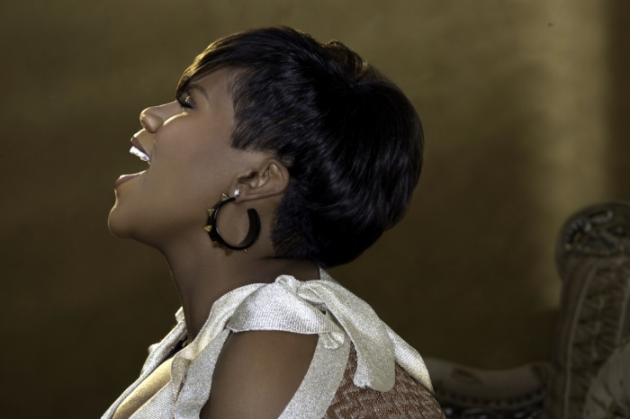 R&B singer-songwriter, Kelly Price.