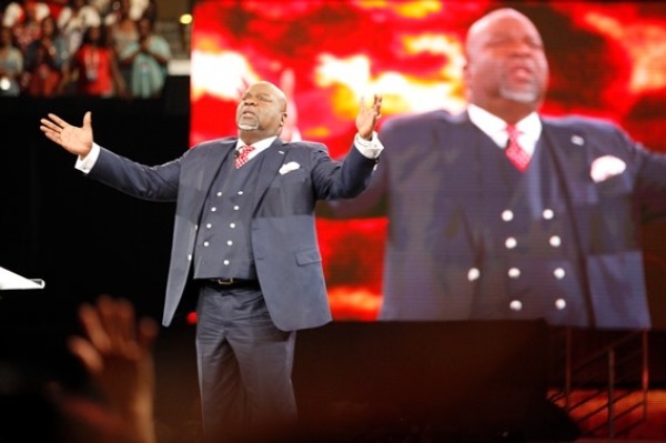 TD Jakes says health incident could’ve been fatal if it ‘weren’t for God’s intervention’