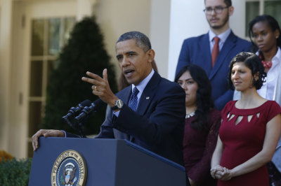 U.S. President Barack Obama speaks about healthcare from the Rose Garden of the White House in Washington October 21, 2013.