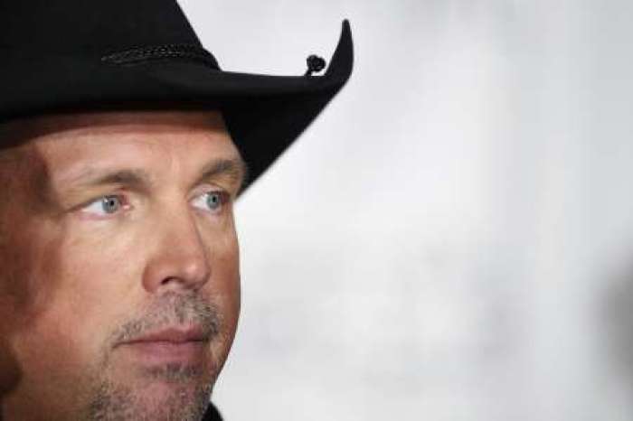 Singer Garth Brooks arrives for the Songwriters Hall of Fame awards in New York June 16, 2011.