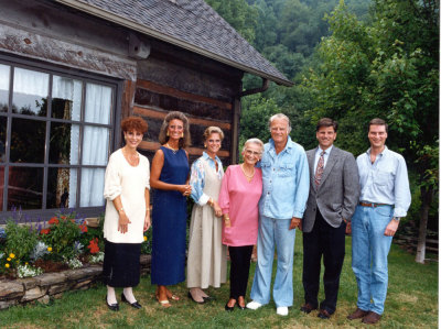 Billy and Ruth Graham at home in North Carolina with their five children in 1993 (left to right, Virginia 'Gigi' Graham, Anne Graham Lotz, Ruth Graham, Mr. and Mrs. Graham, Franklin Graham and Ned Graham).