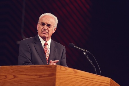 Pastor John MacArthur 