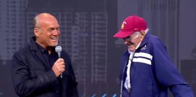 Greg Laurie (L) interviews American hero, Louis Zampreini, at the 9/10/11 Harvest Crusade at Dodger Stadium.