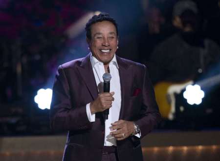 Musician Smokey Robinson performs onstage at BET Honors 2014 at Warner Theatre in Washington February 8, 2014.