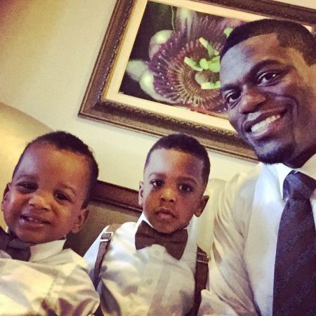 Benjamin Watson with his two sons, Isaiah and Juda.