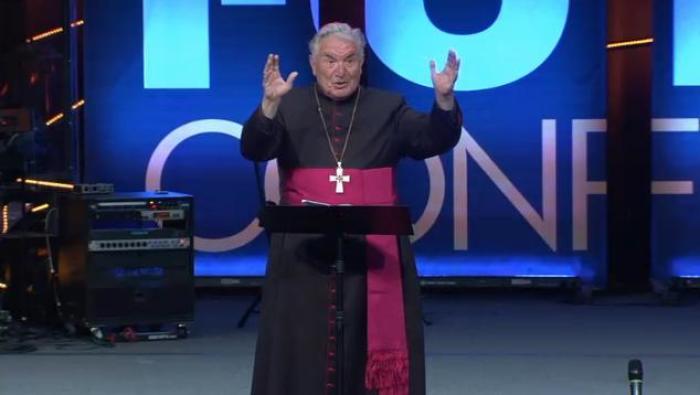 Chaldean Catholic Bishop Mar Sarhad Yawsip Jammo speaks at Skyline Wesleyan Church's Future Conference in La Mesa, California on June 17, 2015.