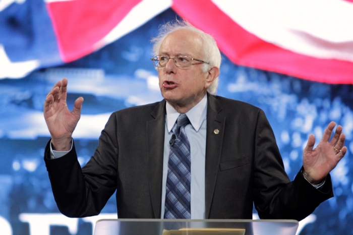 U.S. Democratic presidential candidate Sen. Bernie Sanders (I-VT) delivers an address to Liberty University students at the school in Lynchburg, Virginia, September 14, 2015.