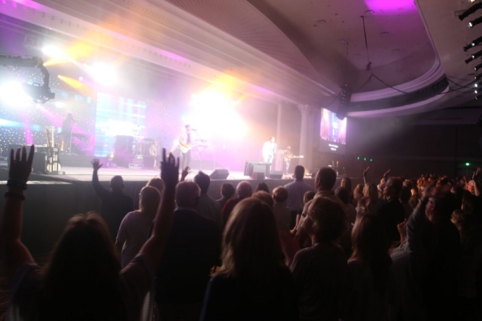 Audience members seen during a service at the American Association of Christian Counselors' three-day meeting focusing on mental health and the church, in Nashville, Tennessee, Sept. 24, 2015.