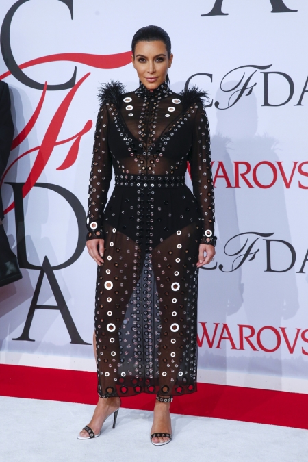 Television personality Kim Kardashian arrives to attend the 2015 CFDA Fashion Awards in New York, June 1, 2015.