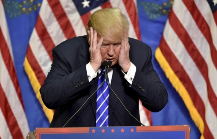 Donald Trump gestures as he speaks at a rally in Las Vegas, Nevada, October 8, 2015.