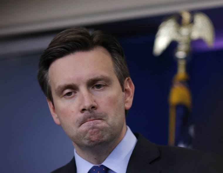 White House spokesman Josh Earnest faces reporters during a media briefing at the White House in Washington October 30, 2015. Earnest announced administration plans for the U.S. to deploy a small number of special operations forces in an advisory role to Syria.