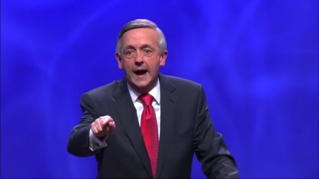 Robert Jeffress, pastor of First Baptist Dallas, addresses the Paris attacks and shares how Christians should respond in a sermon on November 15, 2015.