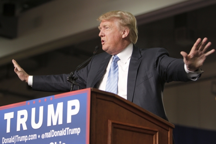 U.S. Republican presidential candidate Donald Trump speaks at a rally in Columbus, Ohio, November 23, 2015.