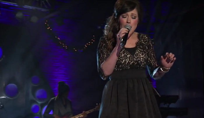 Grammy-nominated Kari Jobe sings 'O Holy Night.'