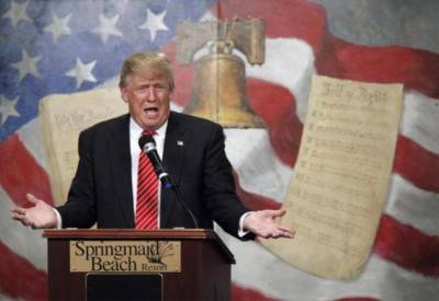 U.S. Republican presidential candidate Donald Trump speaks at the South Carolina Tea Party Coalition Convention in Myrtle Beach, South Carolina, January 16, 2016.