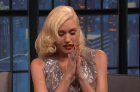 Gwen Stefani urges Christians to pray this Christmas, quotes Scripture: 'God so loved the world'