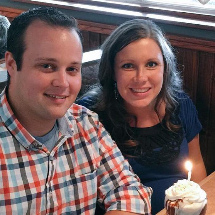 Josh Duggar and wife Anna, celebrating their 7th year engagement anniversary last year June 23, 2015!