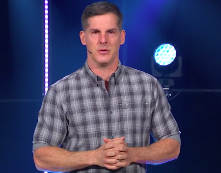 Pastor Craig Groeschel of Life.Church discusses forgiving his sister's molester in recent sermon.