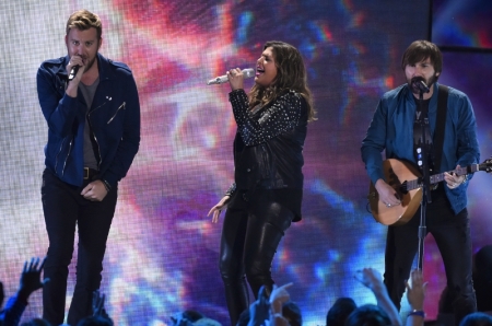 Charles Kelley (L), Hillary Scott and Dave Haywood of Lady Antebellum perform 'Long Stretch of Love' during the 2015 CMT Awards in Nashville, Tennessee, June 10, 2015.