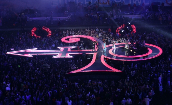 Prince performs during the halftime show of the NFL's Super Bowl XLI football game between the Chicago Bears and the Indianapolis Colts in Miami, Florida, February 4, 2007.