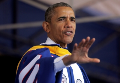 U.S. President Barack Obama delivers the commencement address to the 2016 graduating class of Howard University in Washington, U.S., May 7, 2016.