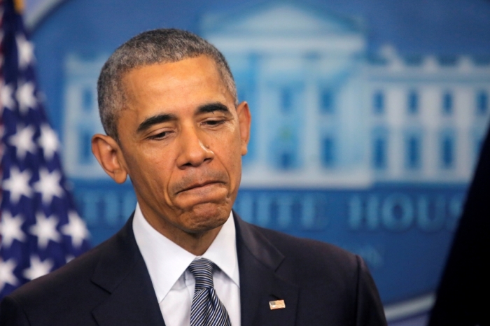 U.S. President Barack Obama pauses as he delivers a statement on the economy at the press briefing room at the White House in Washington, U.S. May 6, 2016.