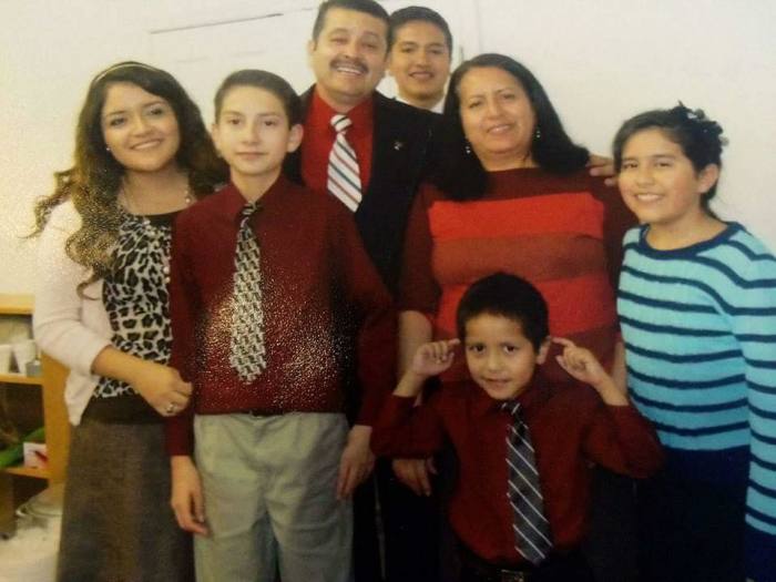 The Avelar family.