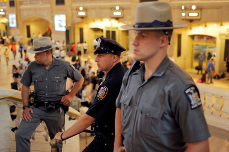 State and Transit police monitor commuters at Grand Central Station as security increases leading up to the Fourth of July weekend in Manhattan, New York, U.S., July 1, 2016. Picture taken July 1, 2016.