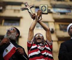 Christians and Muslims Come Together to Share Ramadan Meal in Egypt