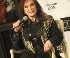 Loretta Lynn Daughter Dies at 64 from Emphysema