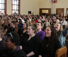 How Multi-Ethnic Churches Could Help Close the Race Wage Gap