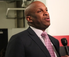 Pastor Donnie McClurkin 'Uninvited' From MLK Memorial Concert Over 'Ex-Gay' Testimony?