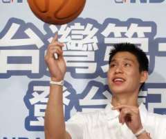 Jeremy Lin Gives 'Linsanity' Testimony in Taiwan to Over 20,000 Young People