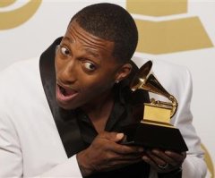 Lecrae Addresses Critics in 'Rebel vs. Gravity,' Creates Conflict With Fellow Christian Rapper