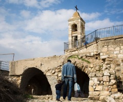 Palestinian Christians Plea to Israel to Let Them Return Home