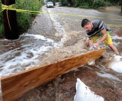 Colorado Floods Leave 4 Dead, 172 Unaccounted For; More Rains Feared