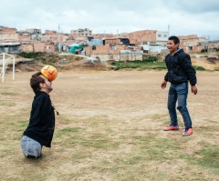 34 Inspirational Photos From Nick Vujicic in Colombia