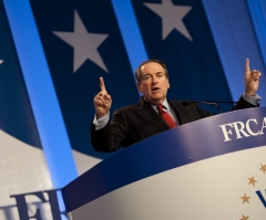 Huckabee on Obama: Nobody's Done More to Kick the Middle Class in the Groin