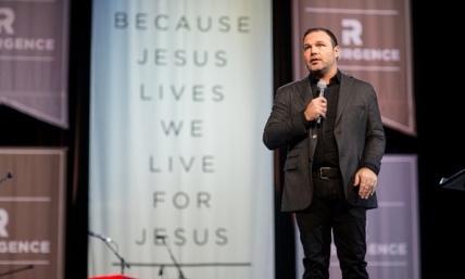 Mark Driscoll Takes Swipe at Barack Obama's Questionable Faith; Says Presidency a Sign 'Christians' Days Are Getting Darker'