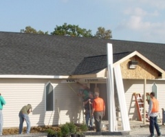 Oklahoma Pentecostal Church Built in 30 Hours With Help of 300 Volunteers