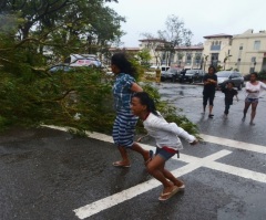 Christian Filipinos Lean on Prayer Amid Most Destructive Super Typhoon Storm Ever to Hit Philippines