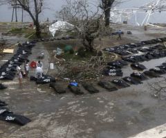 Statue of Jesus Christ Withstands Typhoon Haiyan Destruction, Provides Hope to Those Struggling to Survive