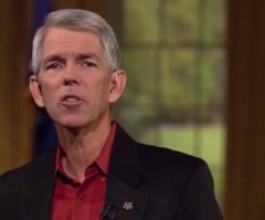 David Barton's Claim That '50% of Christian Kids at Christian Colleges Renounce Faith' Refuted