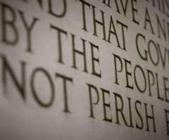 Conservatives Criticize Obama for Omitting 'Under God' from Gettysburg Address