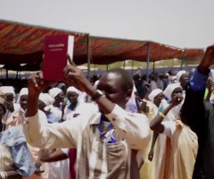 Shilluk People of South Sudan Rejoice as They Receive Bibles for the First Time (VIDEO)